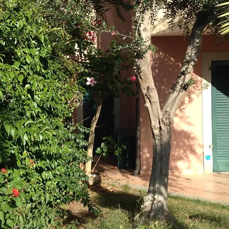 Appartement Li Velieri - Pool & Private Garden - 6 Pax *